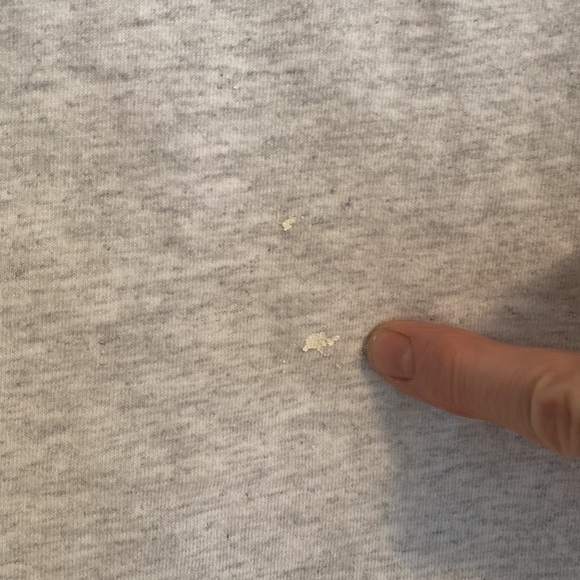 If you are a fan!  “Rare”  “The Umbrella Academy season 1” crew T shirt. - Picture 5 of 5